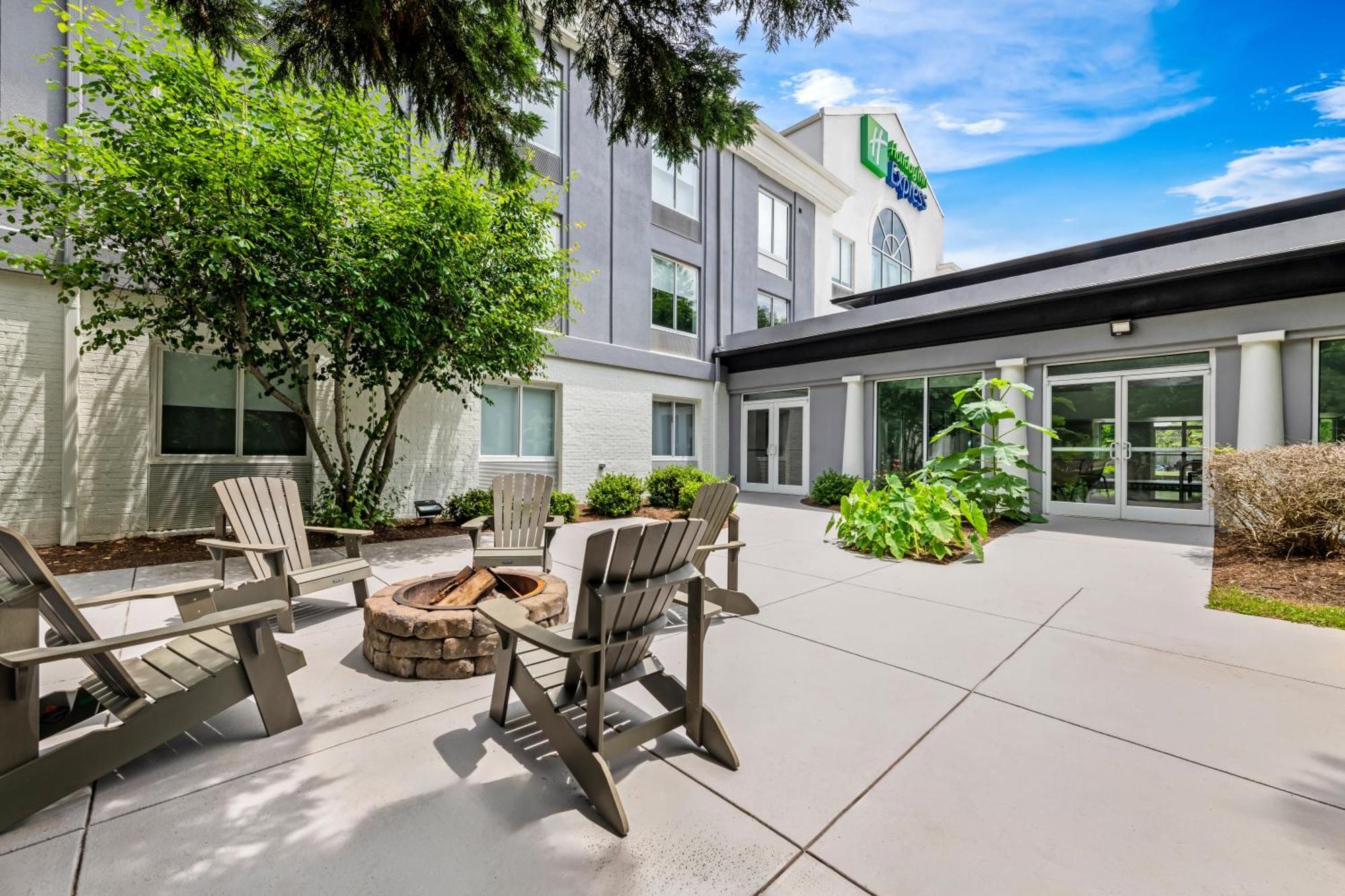 Holiday Inn Express & Suites Sylva / Dillsboro By Ihg מראה חיצוני תמונה