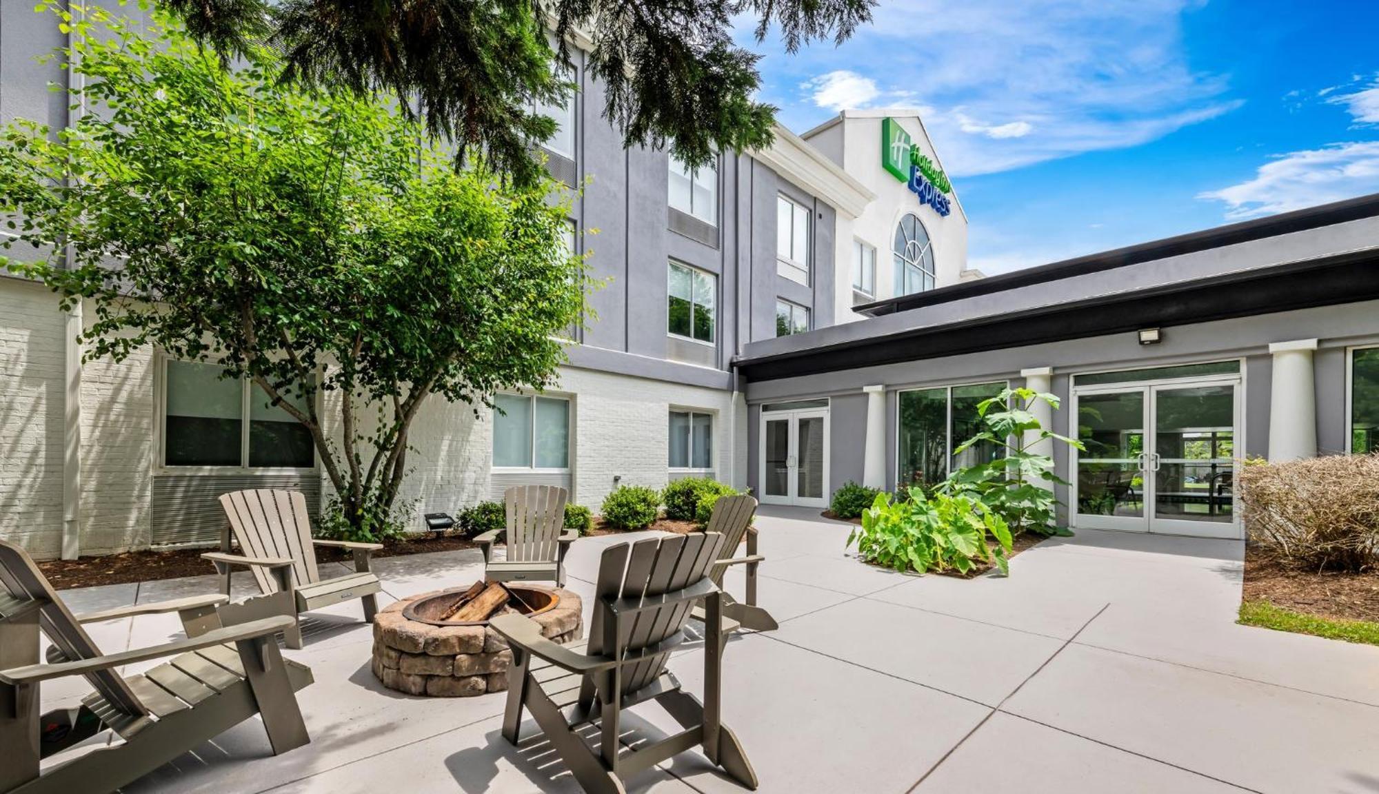 Holiday Inn Express & Suites Sylva / Dillsboro By Ihg מראה חיצוני תמונה